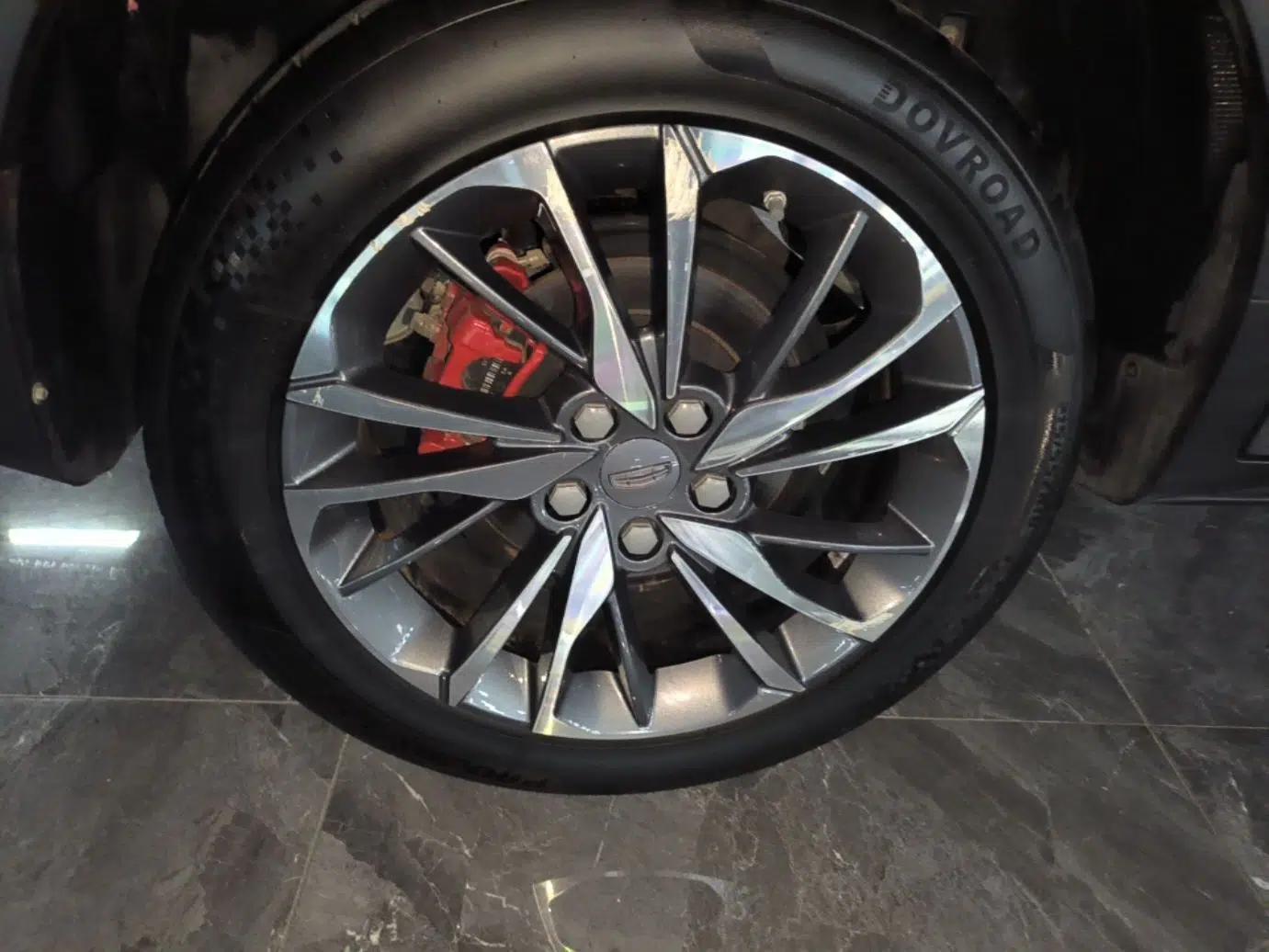Geely Auto Coolray 2020 PRO 260T DCT Knight — миниатюра 11