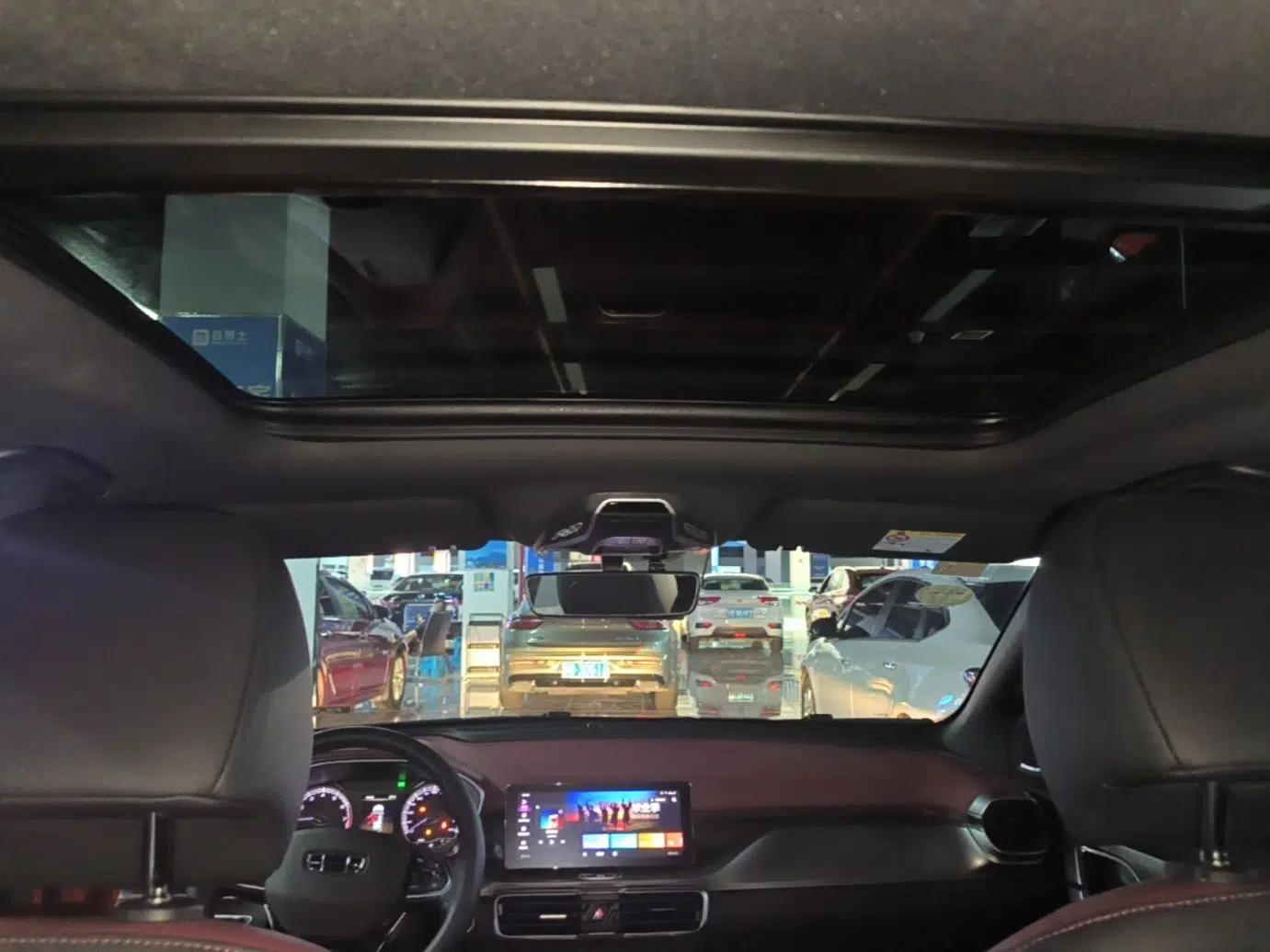 Geely Auto Coolray 2020 PRO 260T DCT Knight — миниатюра 26