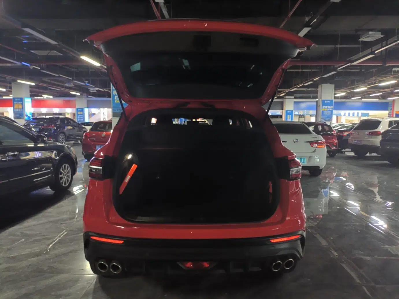Geely Auto Coolray 2020 PRO 260T DCT Knight — миниатюра 27