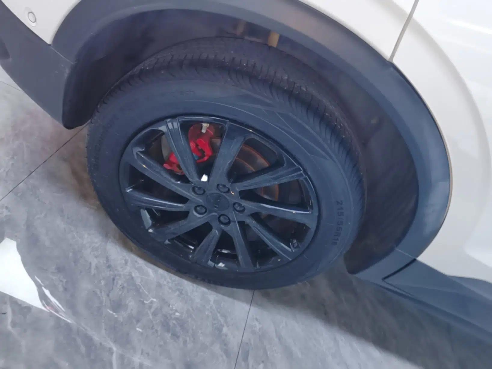 Geely Auto Coolray 2020 PRO 260T DCT Battle — миниатюра 11