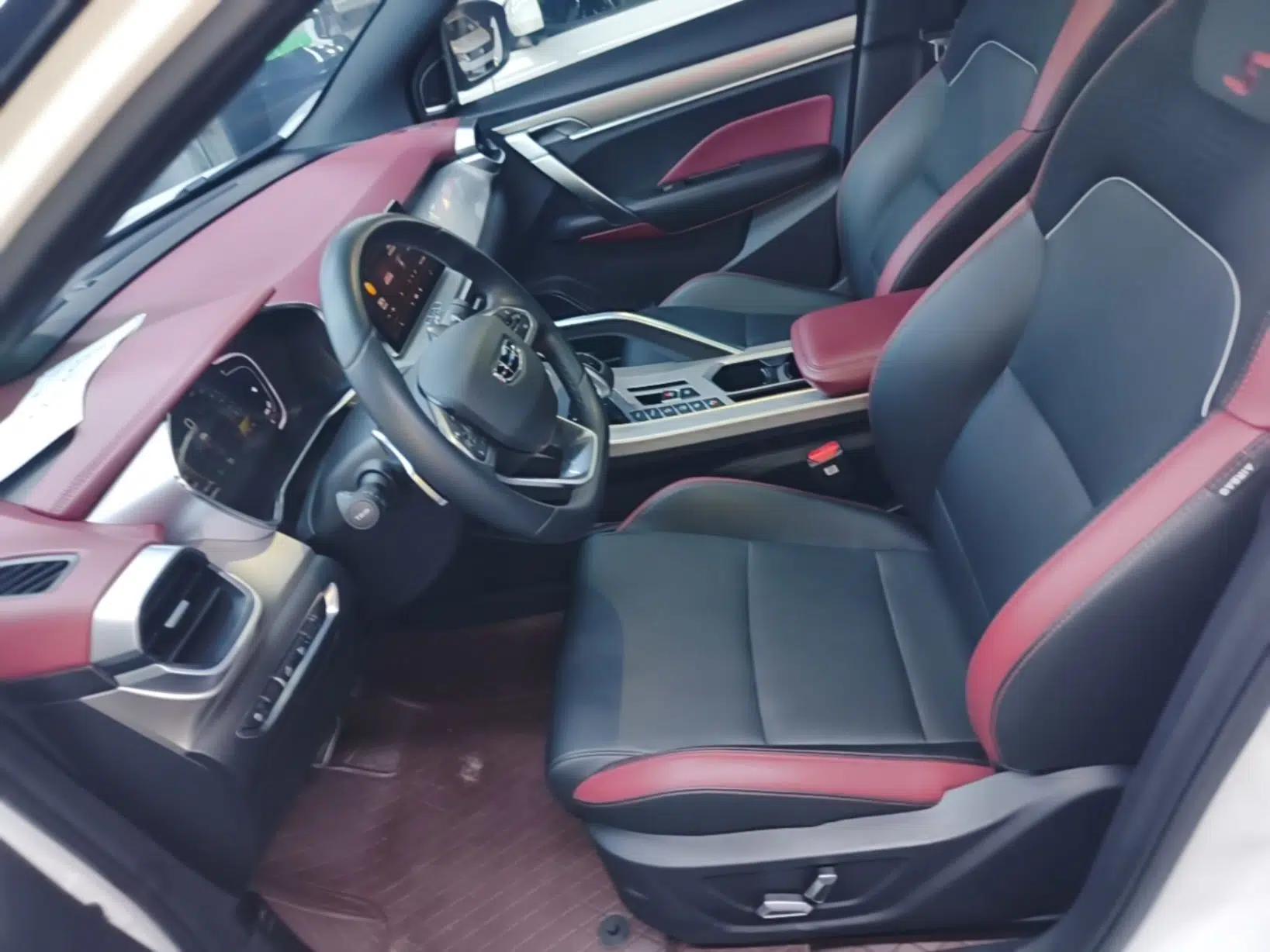 Geely Auto Coolray 2020 PRO 260T DCT Battle — миниатюра 17