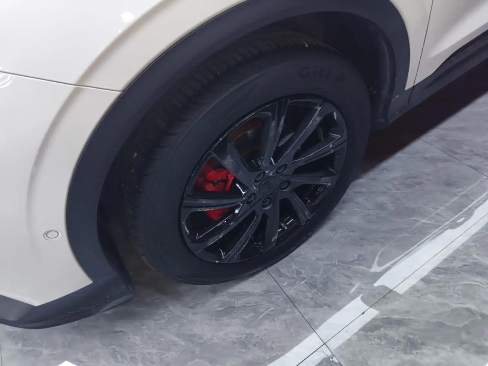 Geely Auto Coolray 2020 PRO 260T DCT Battle — миниатюра 10