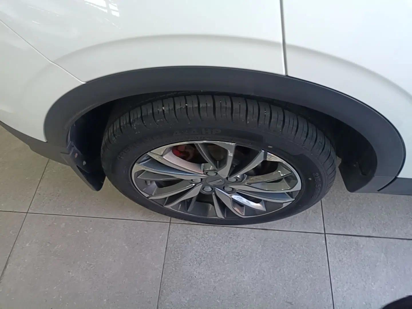 Geely Auto Coolray 2020 PRO 260T DCT Knight — миниатюра 16