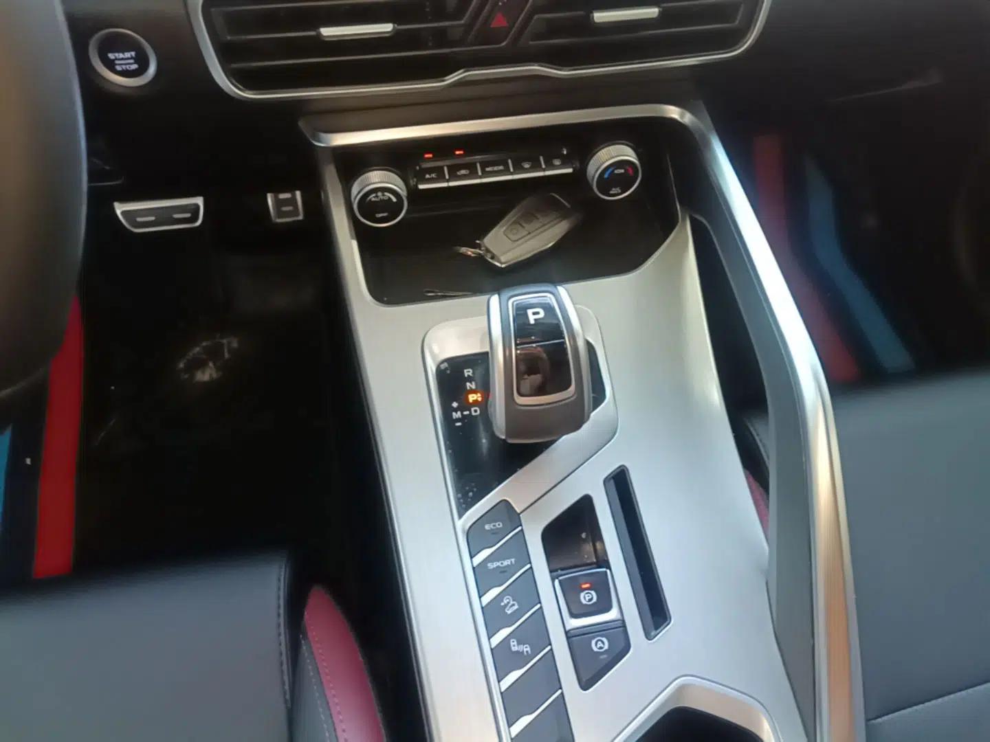 Geely Auto Coolray 2020 PRO 260T DCT Knight — миниатюра 21