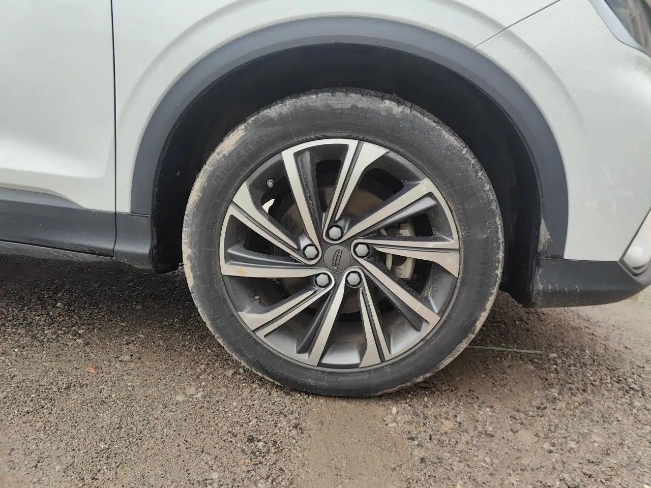 Geely Auto Coolray 2019 260T DCT Knight China VI Standard — миниатюра 5
