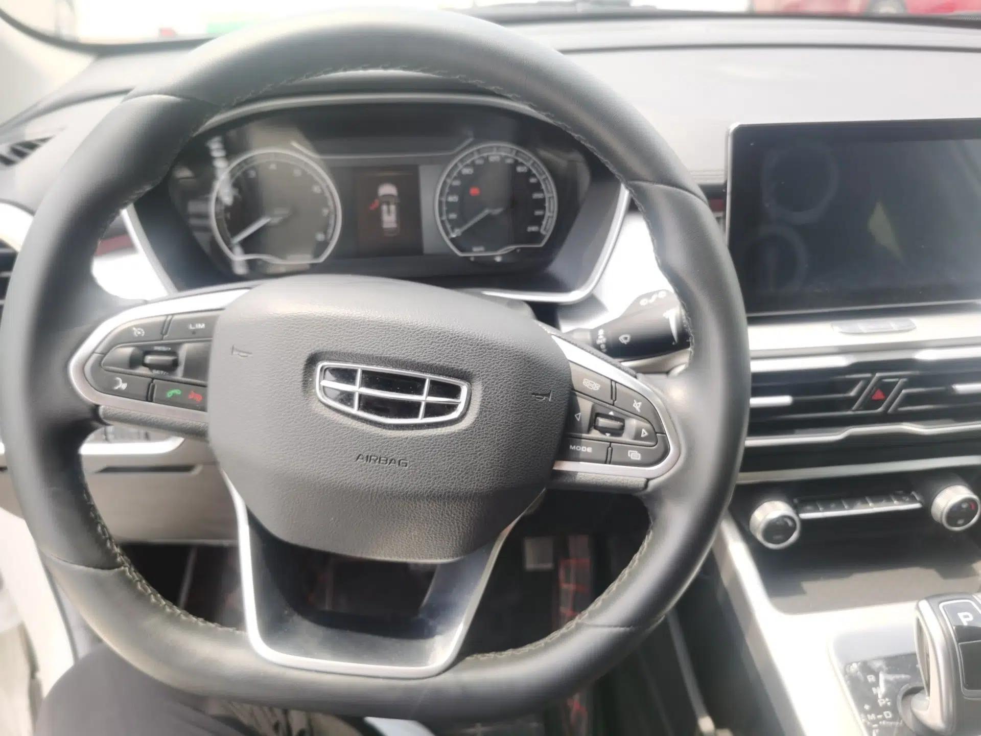 Geely Auto Coolray 2020 Facelift 240T DCT Hunter — миниатюра 7