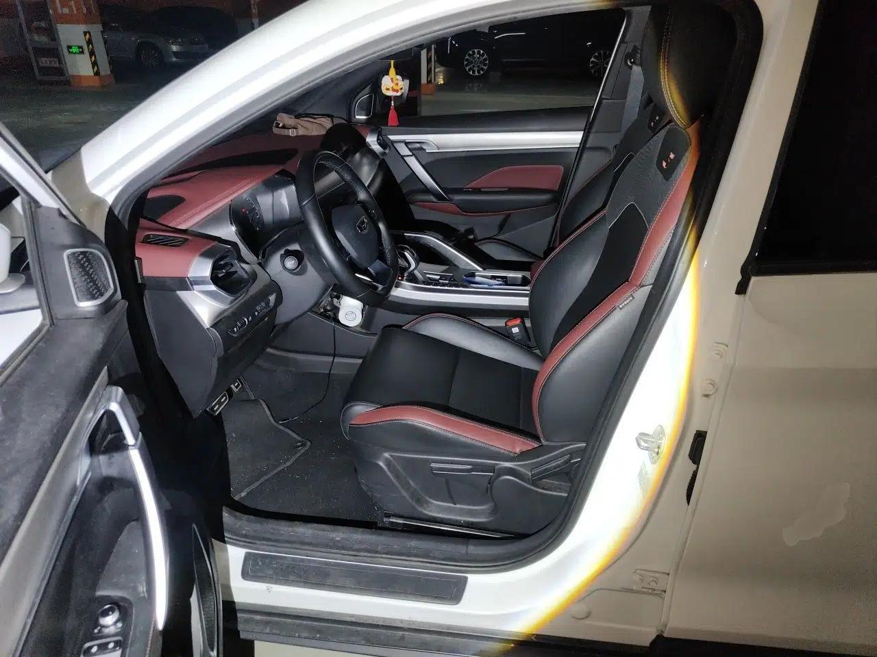 Geely Auto Coolray 2020 PRO 260T DCT Knight — миниатюра 12
