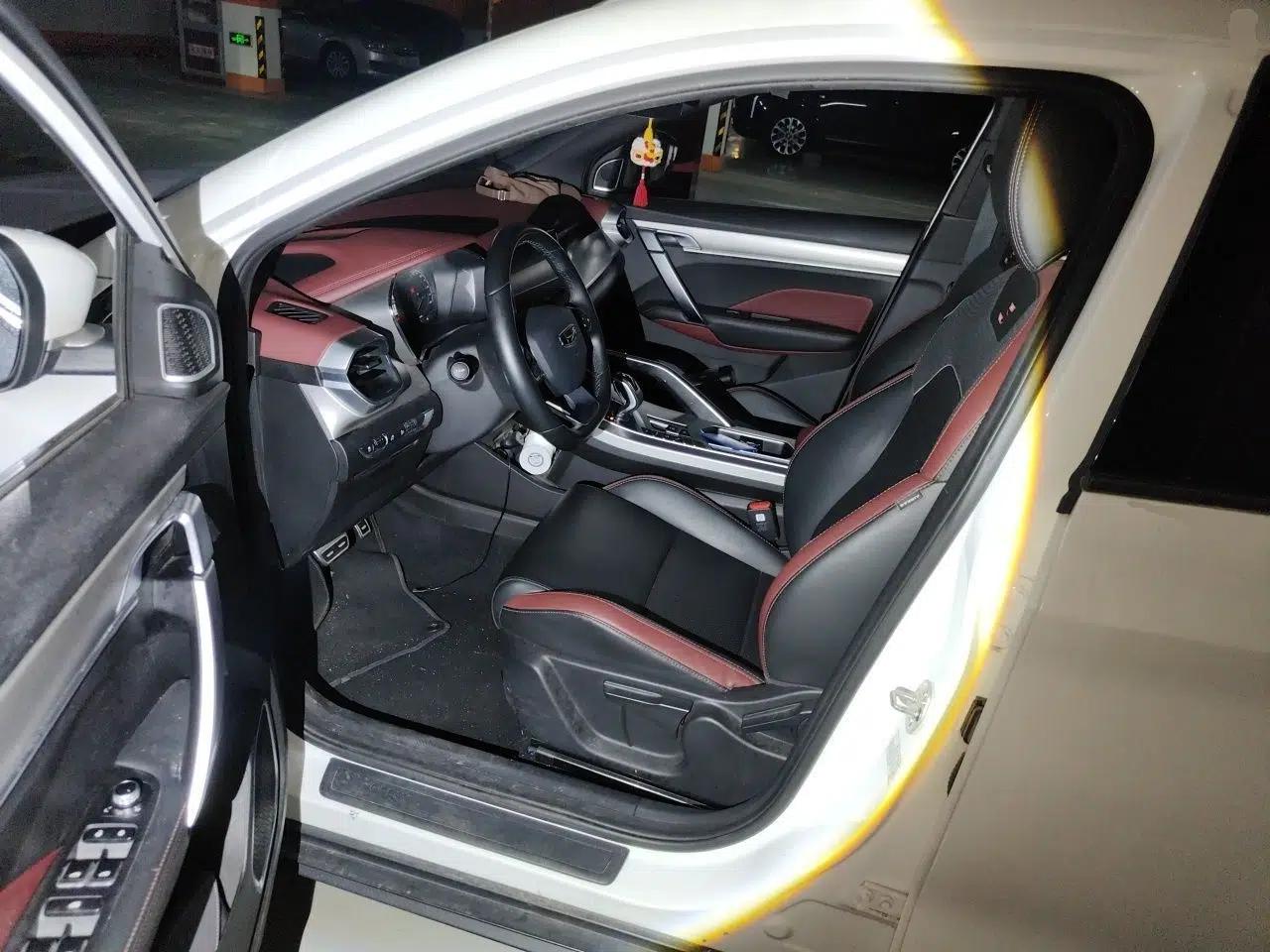 Geely Auto Coolray 2020 PRO 260T DCT Knight — миниатюра 13