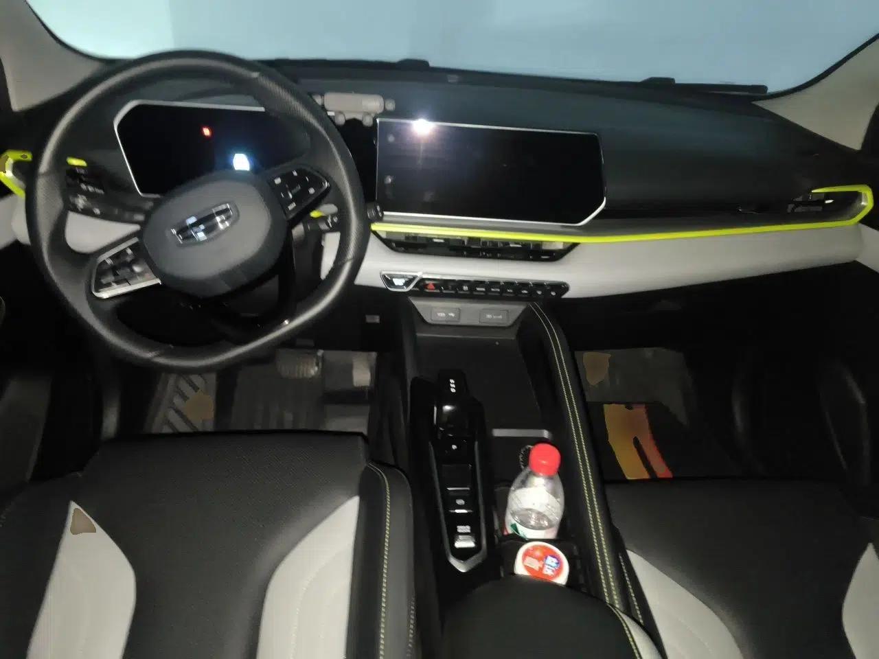 Geely Auto Coolray 2022 Bin Yue COOL 1.5TD DCT Hot Engine Edition — миниатюра 6