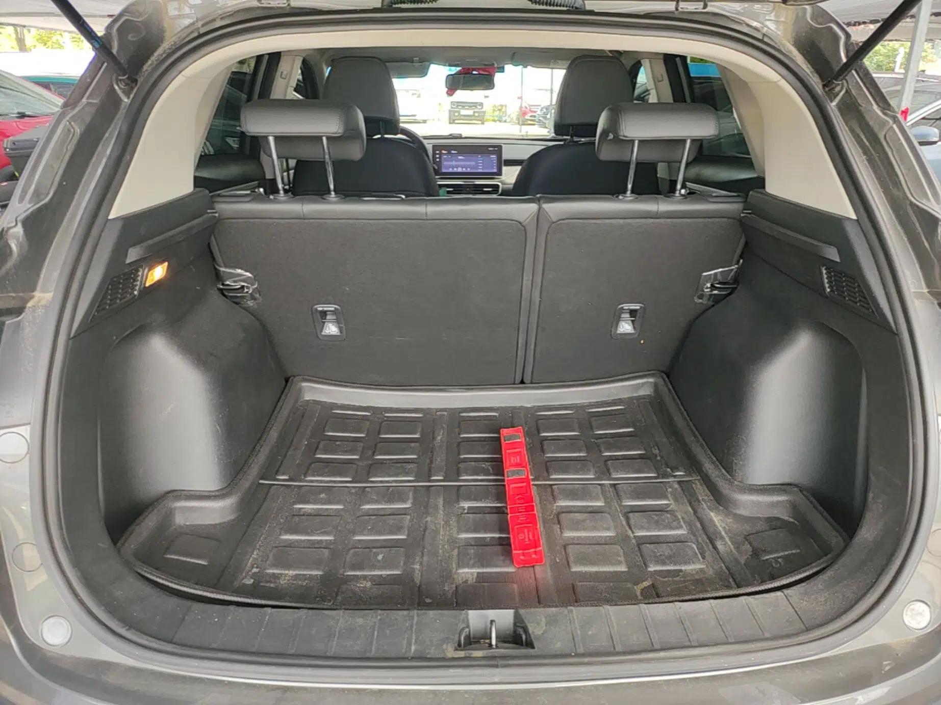 Geely Auto Coolray 2023 1.5T DCT Platinum Edition — миниатюра 22