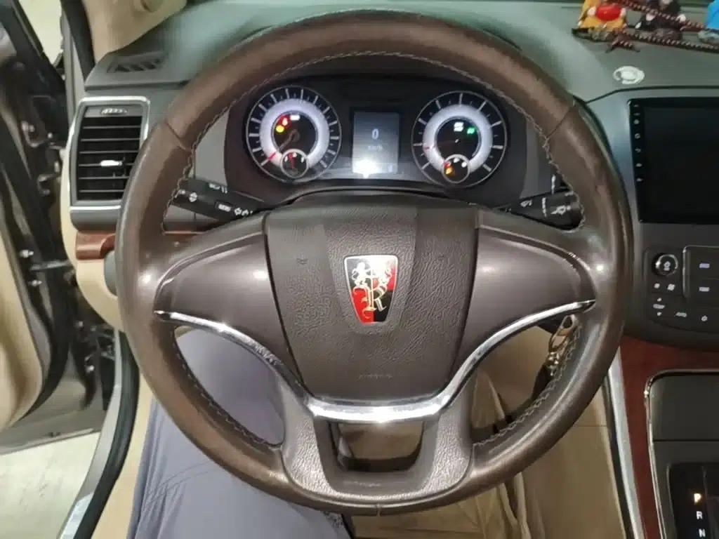Roewe 950 2012 2.0L Comfort Edition — миниатюра 11