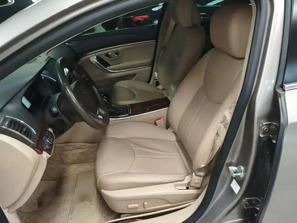 Roewe 950 2012 2.0L Comfort Edition — миниатюра 15