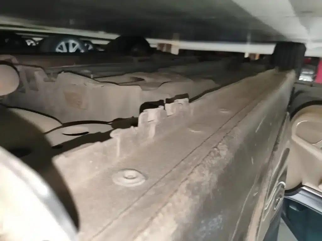 Roewe 950 2012 2.0L Comfort Edition — миниатюра 22
