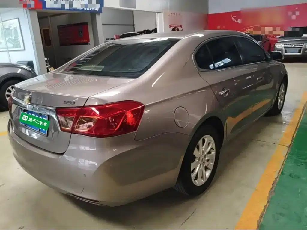 Roewe 950 2012 2.0L Comfort Edition — миниатюра 7