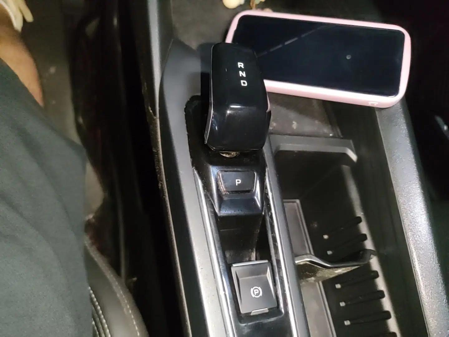 Geely Auto Binray 2022 Binrui COOL 1.5T DCT Electric Edition — миниатюра 16