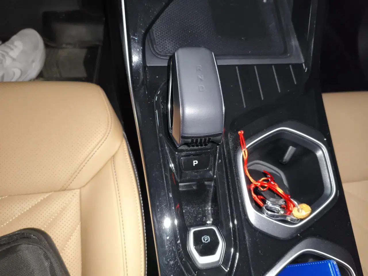 Geely Auto FX11 2023 1.5TD DCT Prestige Edition — миниатюра 14
