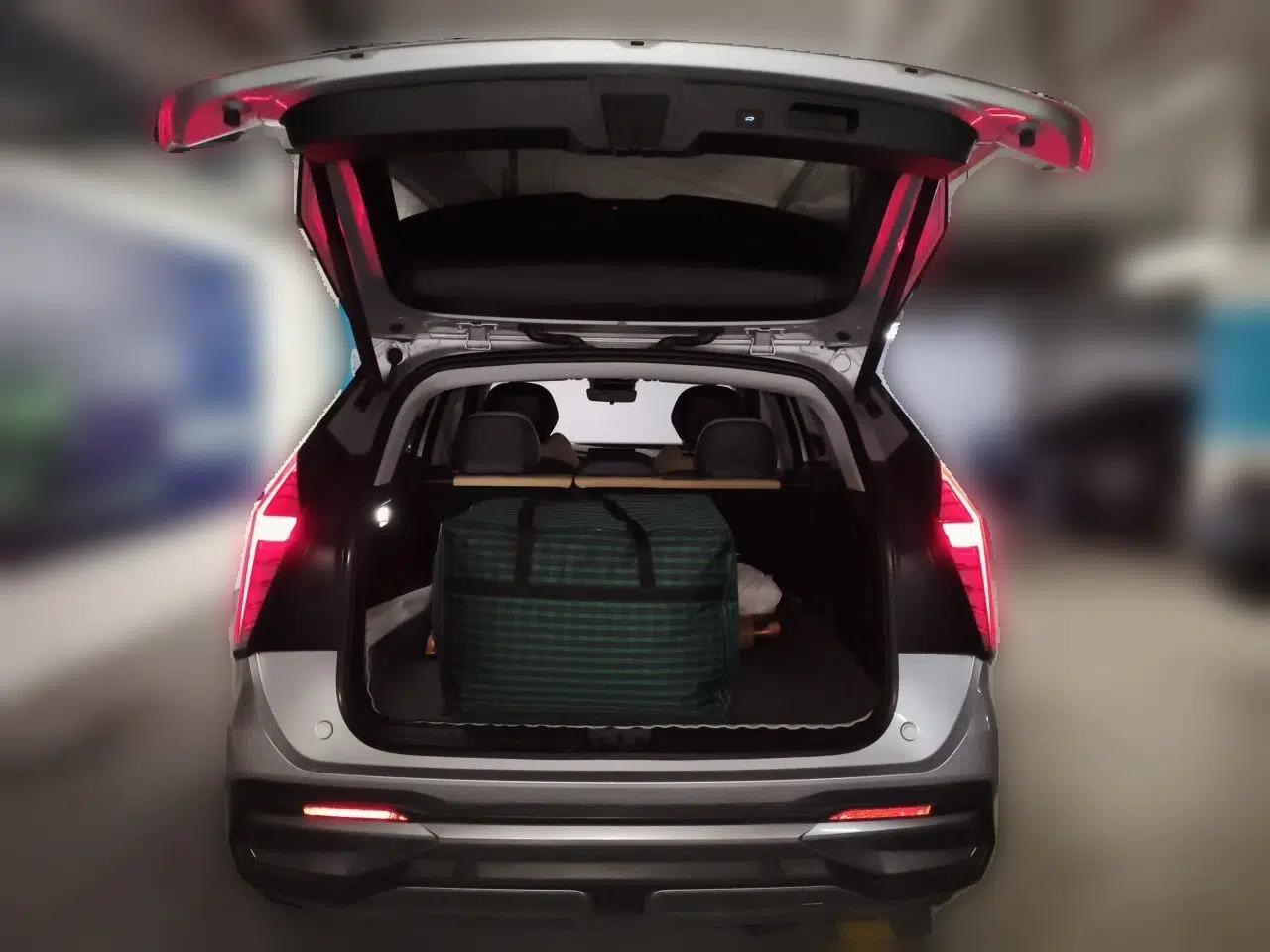 Geely Auto FX11 2023 1.5TD DCT Prestige Edition — миниатюра 19
