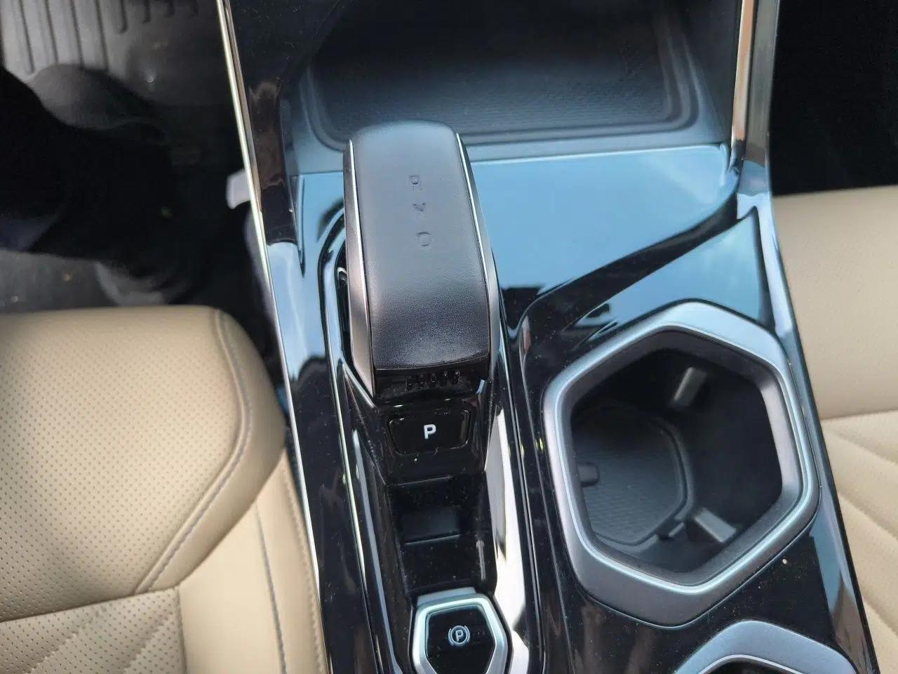 Geely Auto FX11 2023 1.5TD DCT Prestige Edition — миниатюра 14