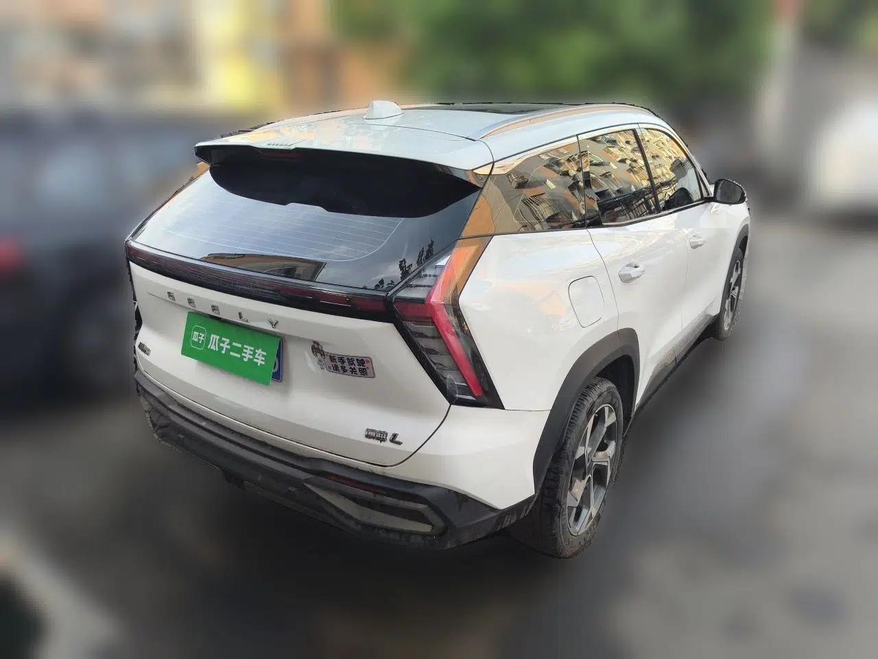 Geely Auto FX11 2023 1.5TD DCT Prestige Edition — миниатюра 6