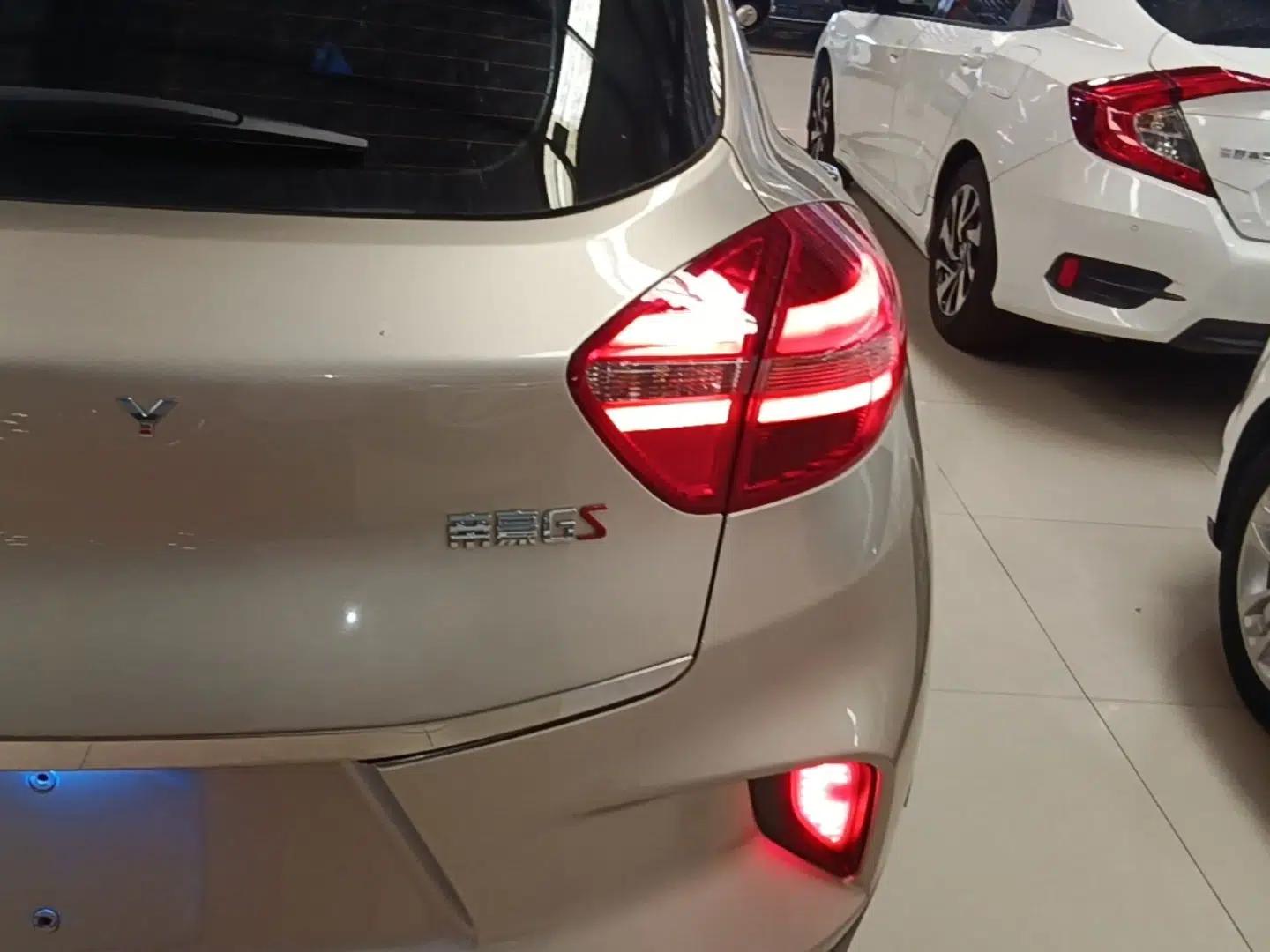 Geely Auto Emgrand GS 2019 1.4T CVT Edition — миниатюра 9