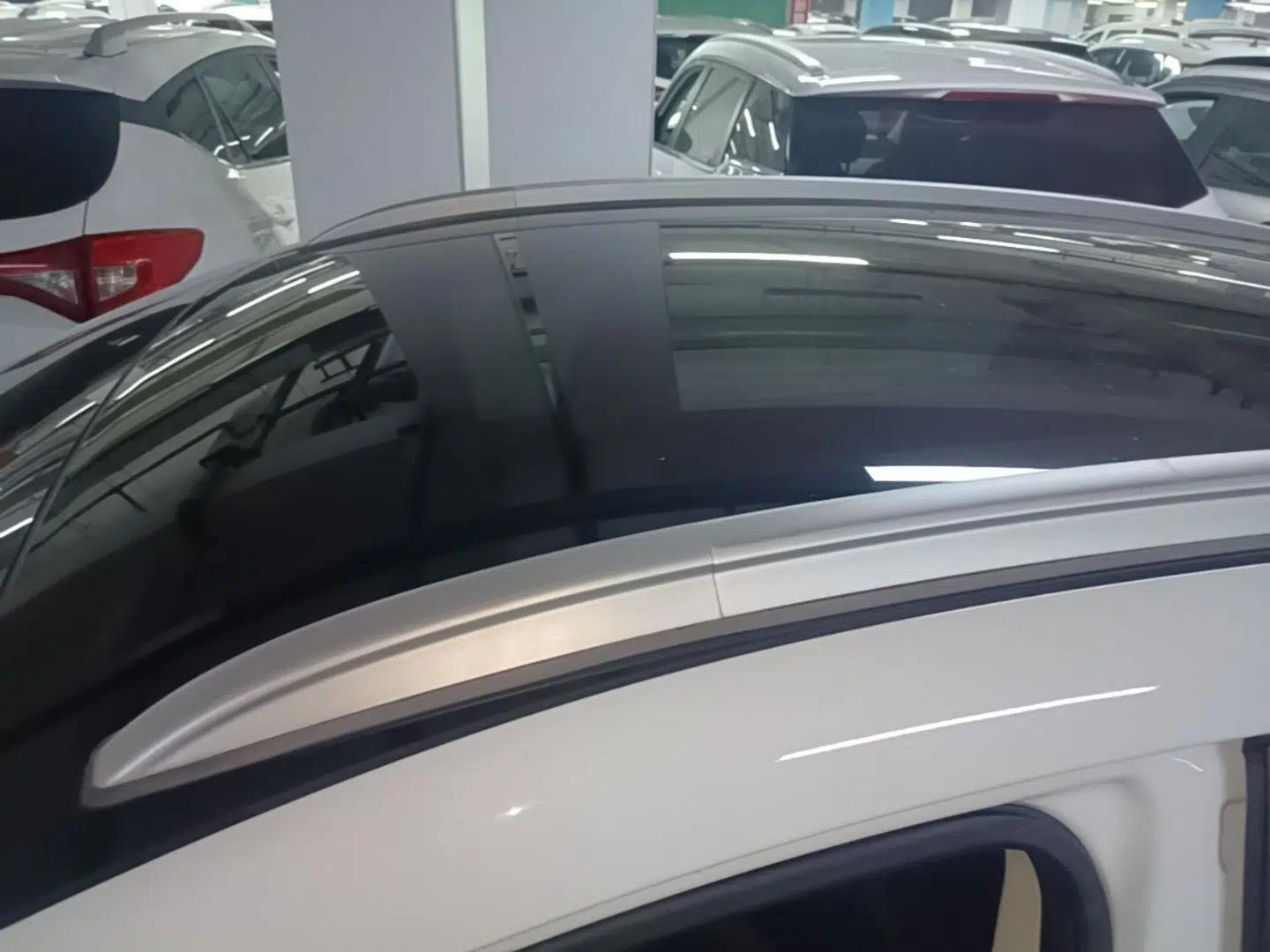 Geely Auto Emgrand GS 2017 Sport Edition 1.3T Automatic Smart Connectivity Model — миниатюра 7