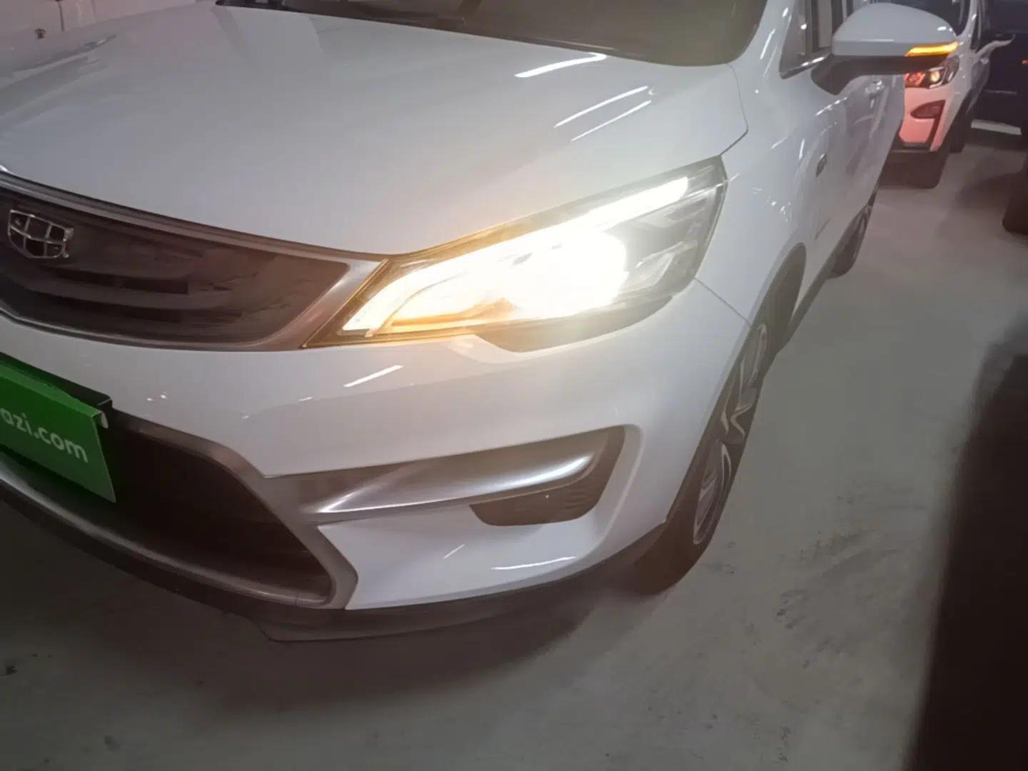 Geely Auto Emgrand GS 2017 Sport Edition 1.3T Automatic Smart Connectivity Model — миниатюра 8