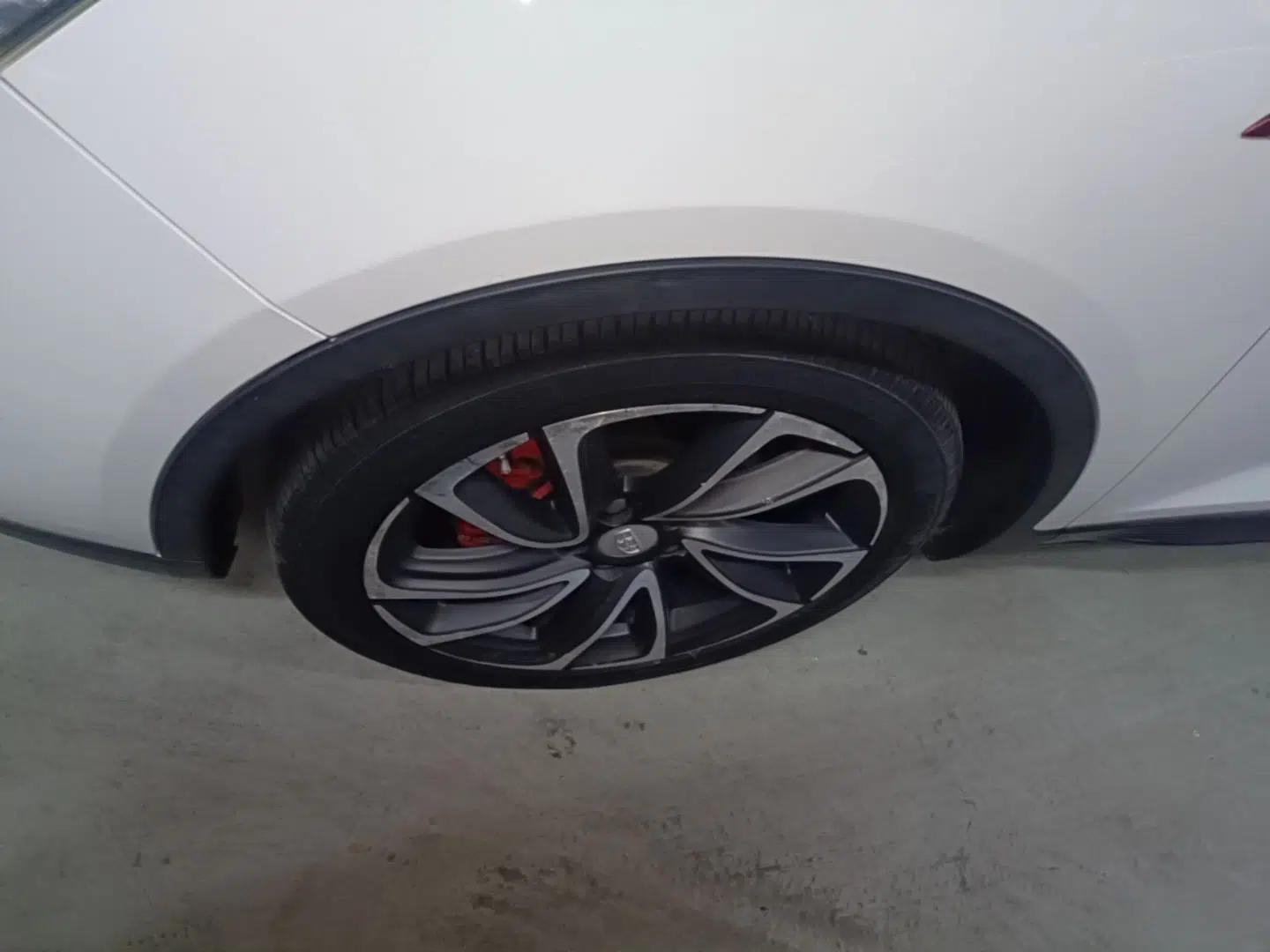 Geely Auto Emgrand GS 2017 Sport Edition 1.3T Automatic Smart Connectivity Model — миниатюра 10