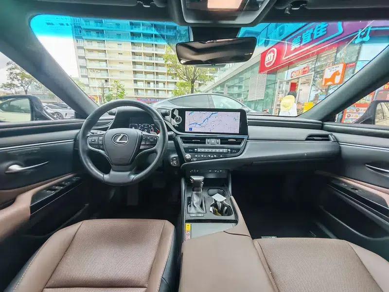 Lexus ES 2024 200 Premium Edition — миниатюра 6