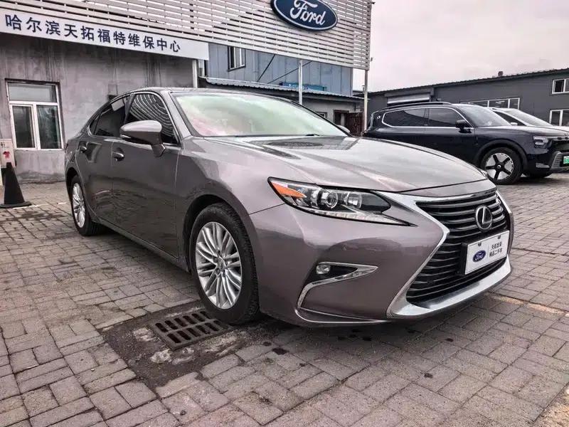 Lexus ES 2015 200 Elite Edition — миниатюра 3