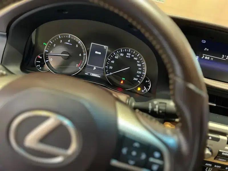 Lexus ES 2015 200 Elite Edition — миниатюра 12