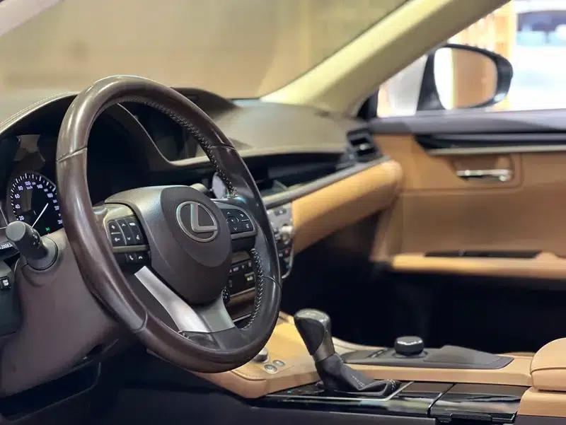 Lexus ES 2015 200 Elite Edition — миниатюра 14