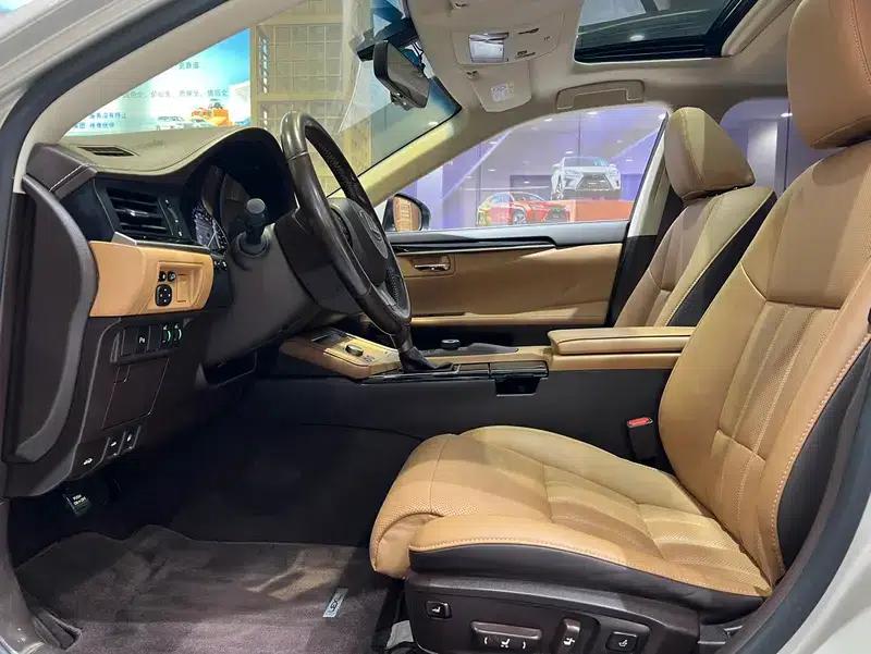 Lexus ES 2015 200 Elite Edition — миниатюра 15