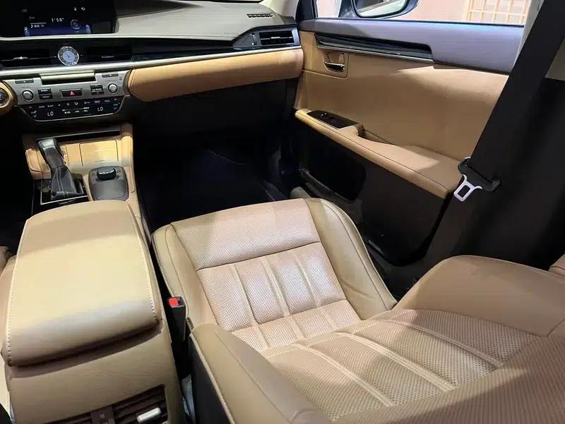 Lexus ES 2015 200 Elite Edition — миниатюра 17