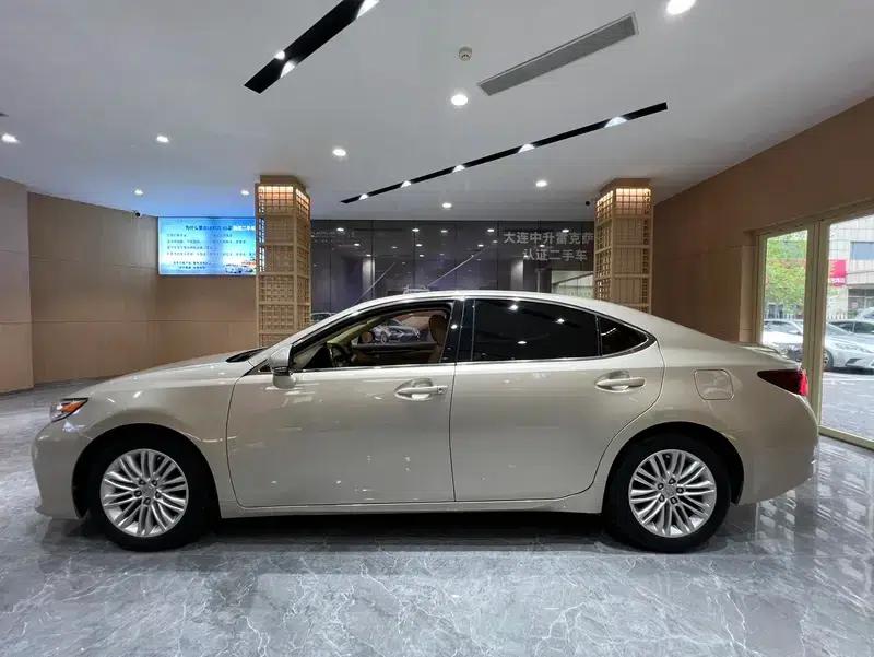 Lexus ES 2015 200 Elite Edition — миниатюра 3