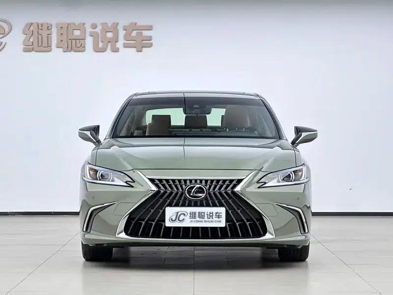 Lexus ES 2022 200 Premium Edition — миниатюра 2