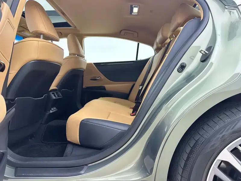 Lexus ES 2022 200 Premium Edition — миниатюра 16