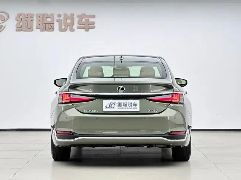 Lexus ES 2022 200 Premium Edition — миниатюра 4