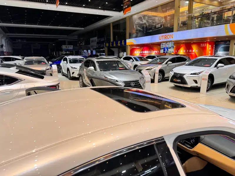 Lexus ES 2025 200 Premium Edition — миниатюра 16
