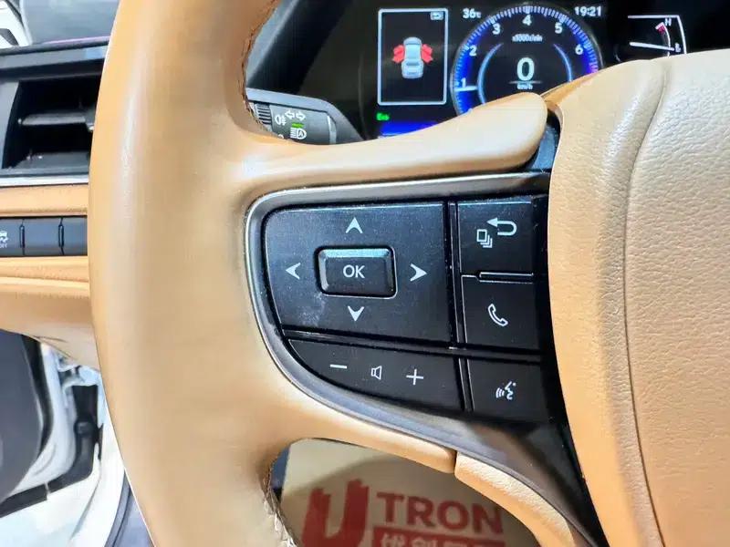 Lexus ES 2025 200 Premium Edition — миниатюра 19