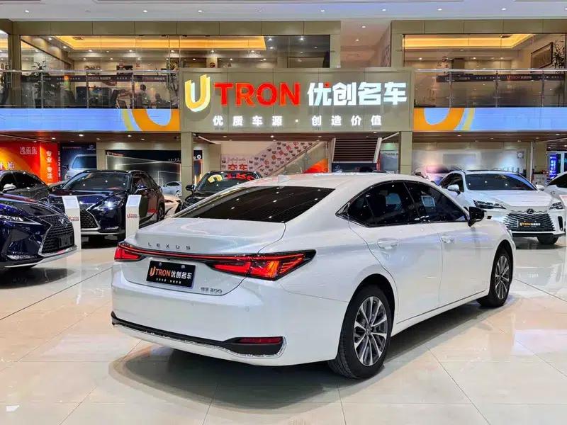 Lexus ES 2025 200 Premium Edition — миниатюра 6