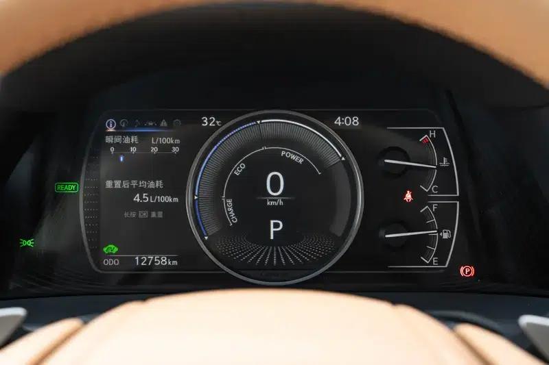 Lexus ES 2025 300h Premium Edition — миниатюра 15