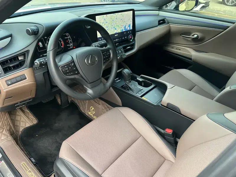 Lexus ES 2025 200 Premium Edition — миниатюра 11