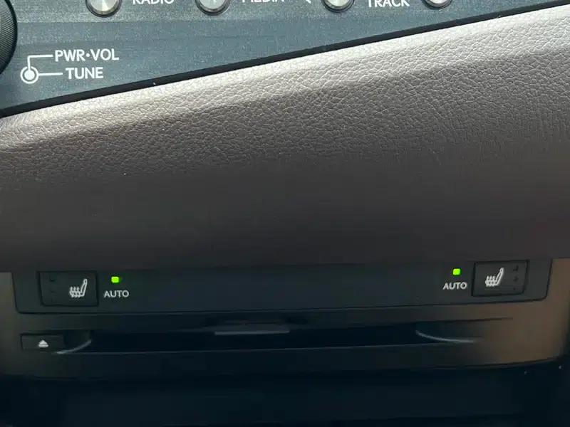 Lexus ES 2018 200 Luxury Edition (China V emission standard) — миниатюра 17