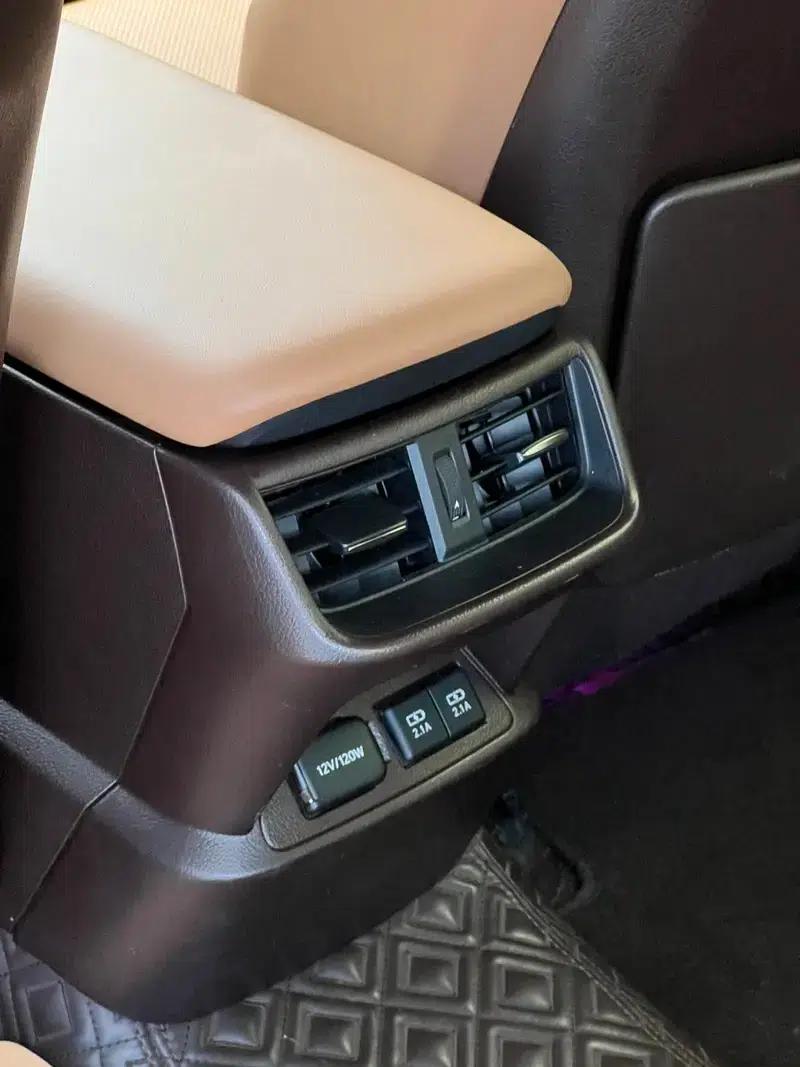 Lexus ES 2018 200 Luxury Edition (China V emission standard) — миниатюра 19