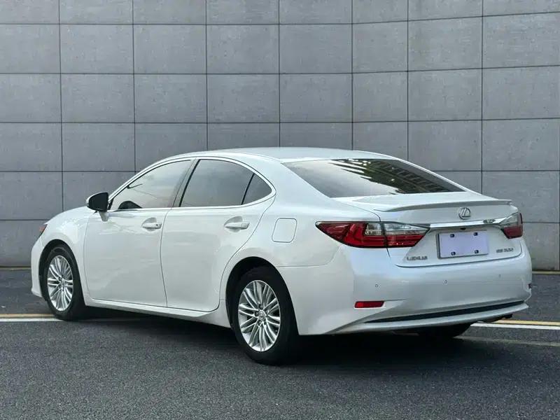 Lexus ES 2015 200 Elite Edition — миниатюра 5