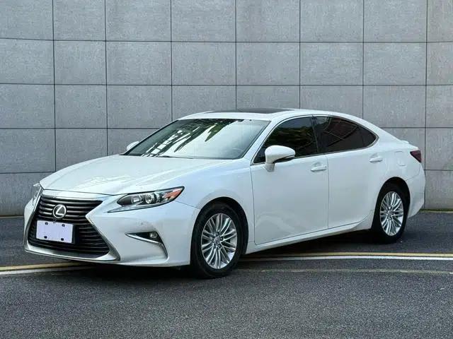 Lexus ES 2015 200 Elite Edition