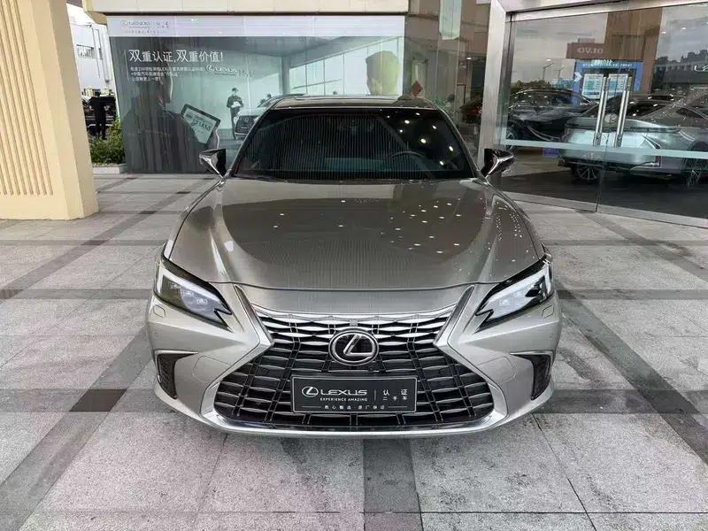 Lexus ES 2025 300h Premium Edition — миниатюра 2