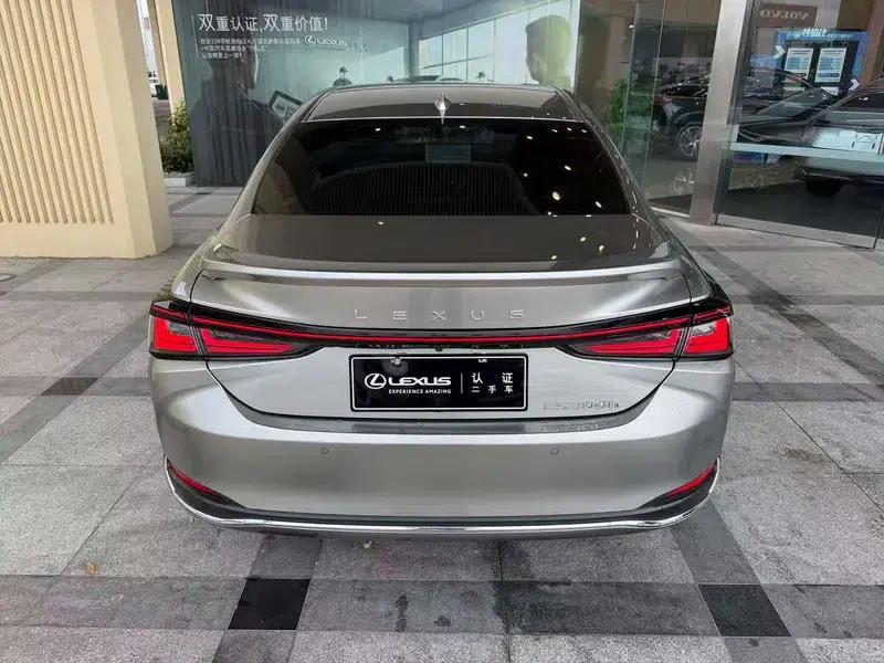 Lexus ES 2025 300h Premium Edition — миниатюра 6