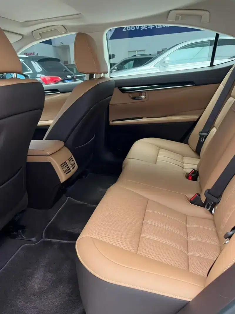 Lexus ES 2015 200 Comfort Edition — миниатюра 9