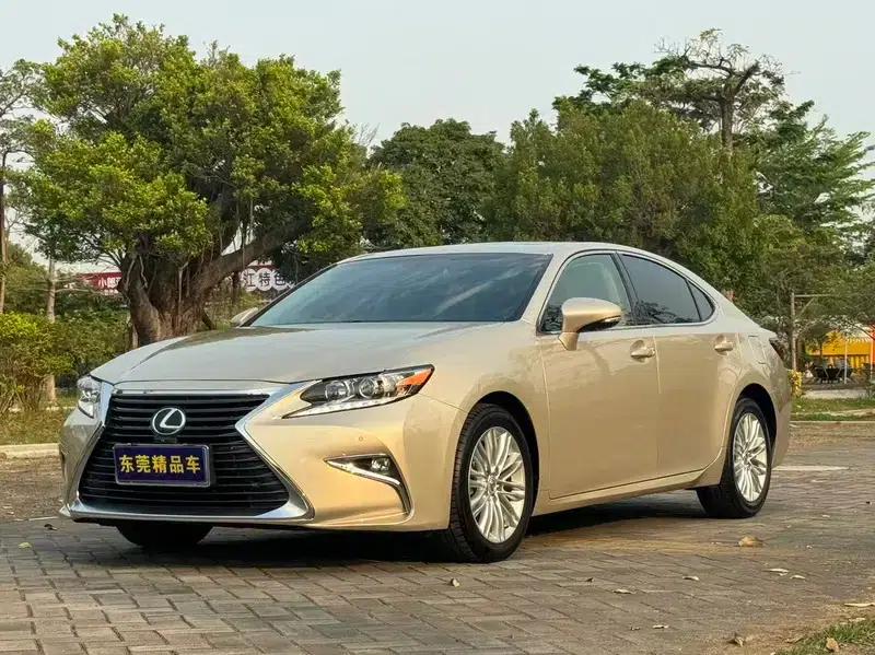 Lexus ES 2015 200 Elite Edition — миниатюра 1